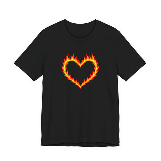 Flammendes Herz T-Shirt | Grafik Tee mit Feuerherz