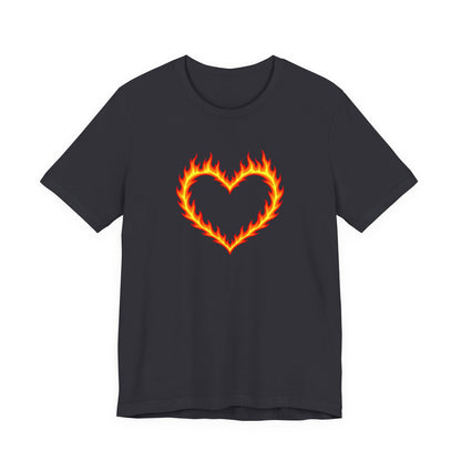 Flammendes Herz T-Shirt | Grafik Tee mit Feuerherz